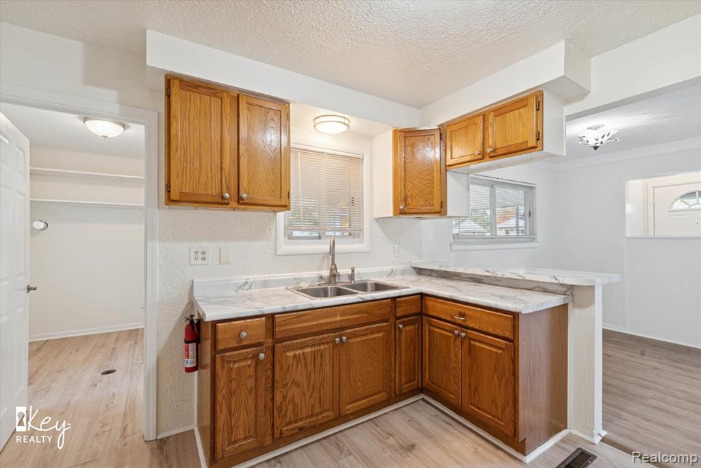 1125 Zephyr Street, Ypsilanti, MI 48198 — Photo 13
