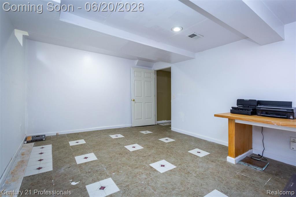 6241 Smithfield Drive, Troy, MI 48085 — Photo 44