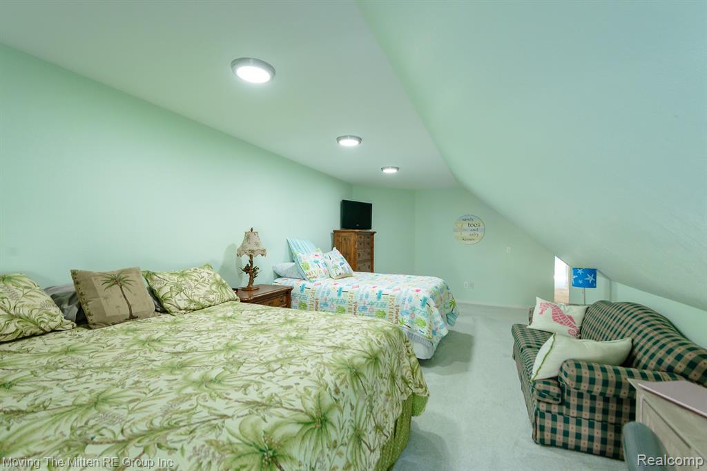 17449 Ava Court, New Boston, MI 48164 — Photo 33