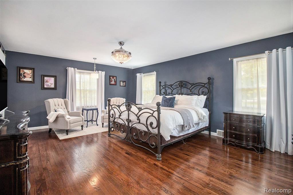 9875 Island Drive, Grosse Ile, MI 48138 — Photo 19