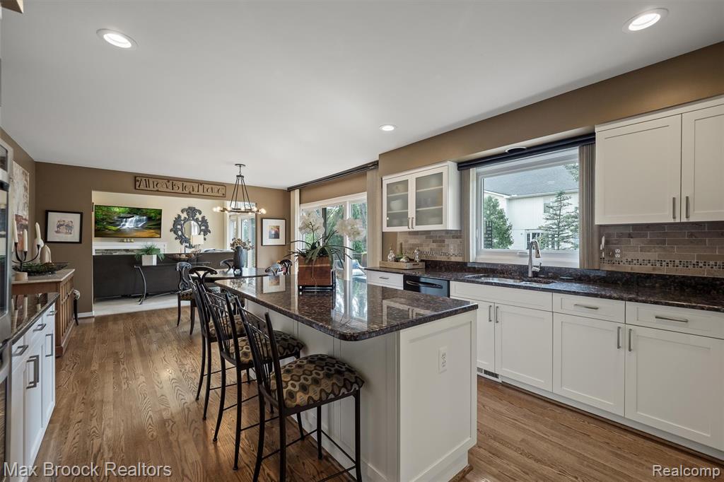 6612 Stonebridge E, West Bloomfield, MI — Photo 12