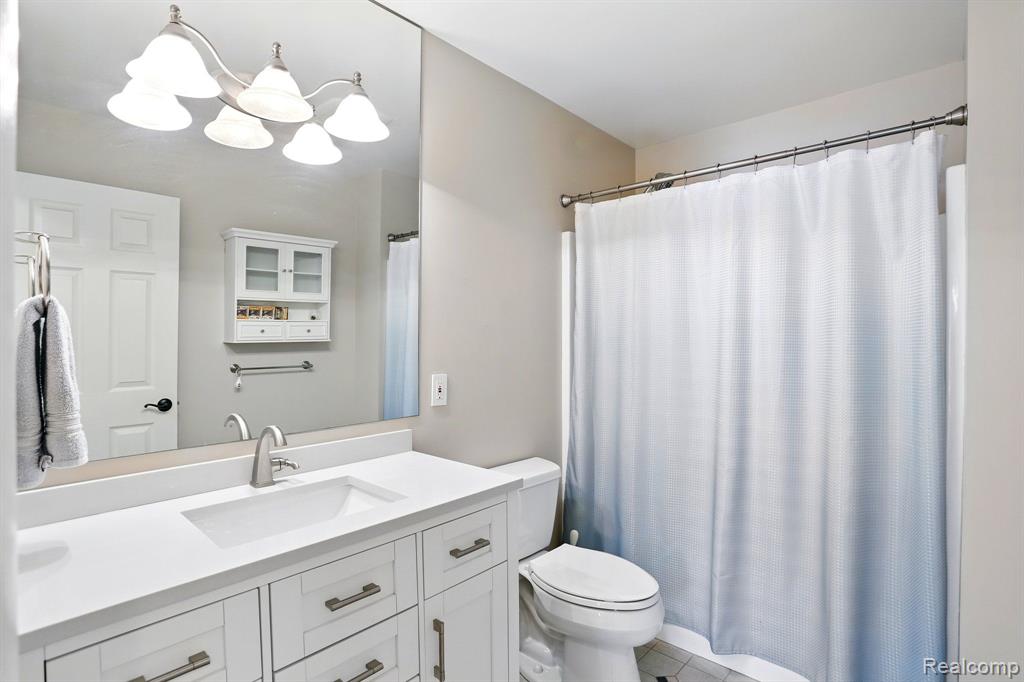 6470 Stonehearth Pass, Grand Blanc, MI 48439 — Photo 16