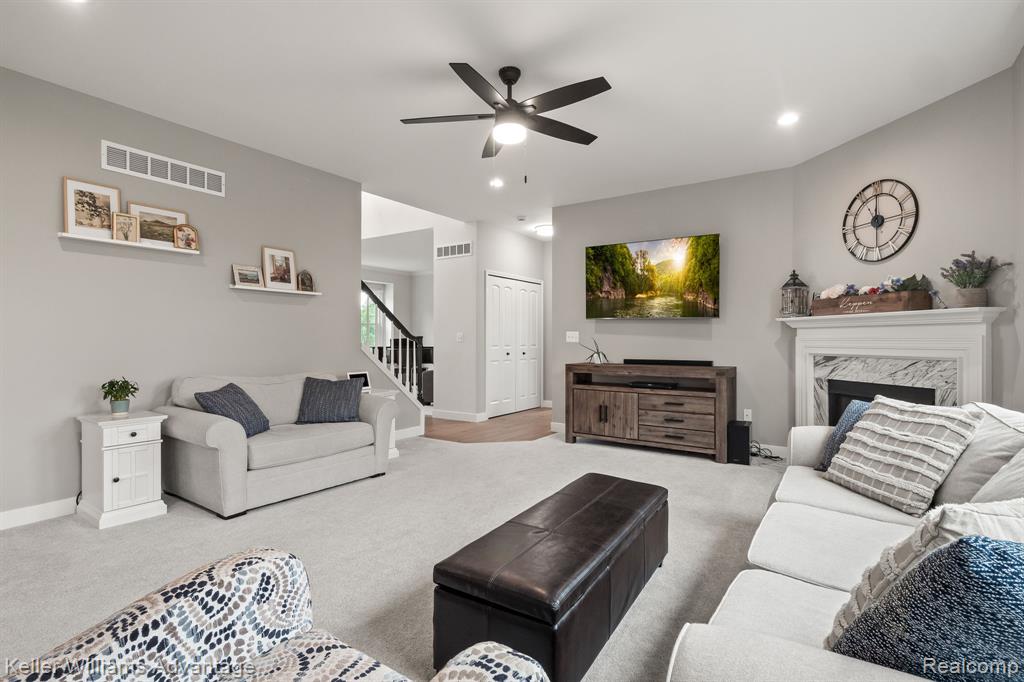 41740 Steinbeck Glen, Novi, MI 48377 — Photo 11