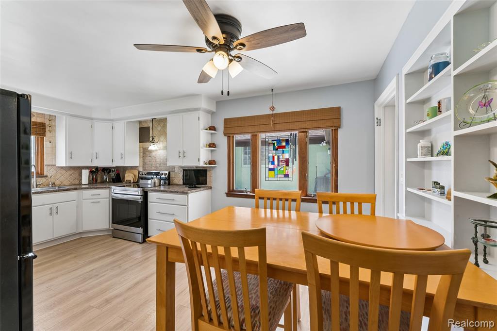 6214 Hugh Street, Burton, MI 48509 — Photo 29