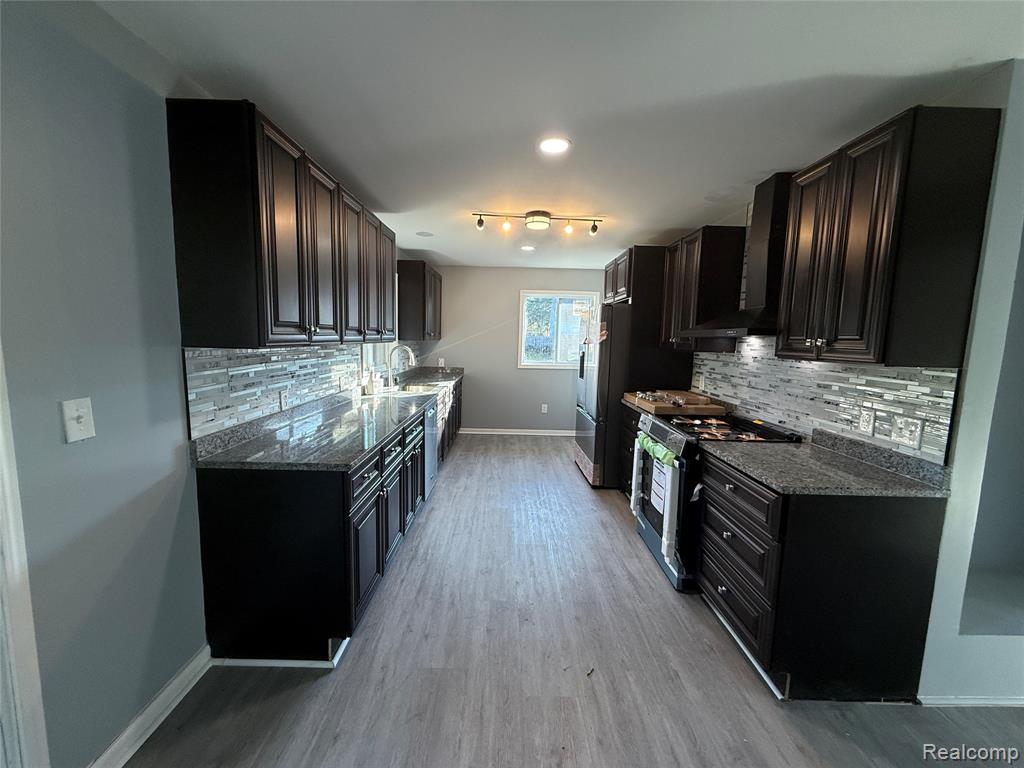 644 Meadowlawn Street, Saginaw, MI 48604 — Photo 15