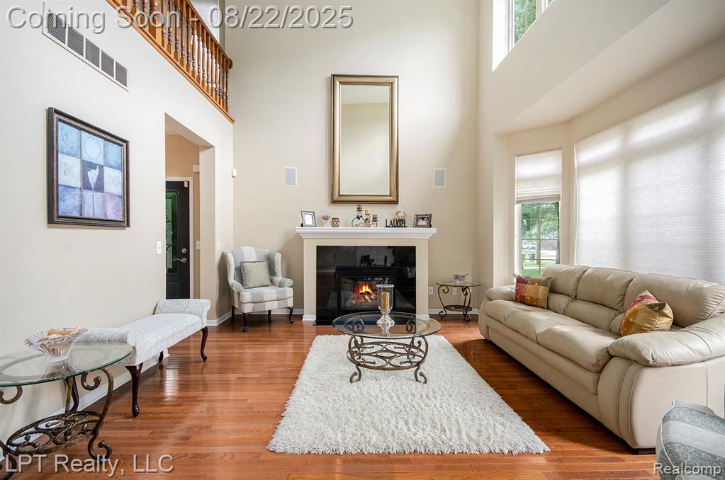 53043 CELTIC Drive, Shelby Twp, MI 48315 — Photo 9