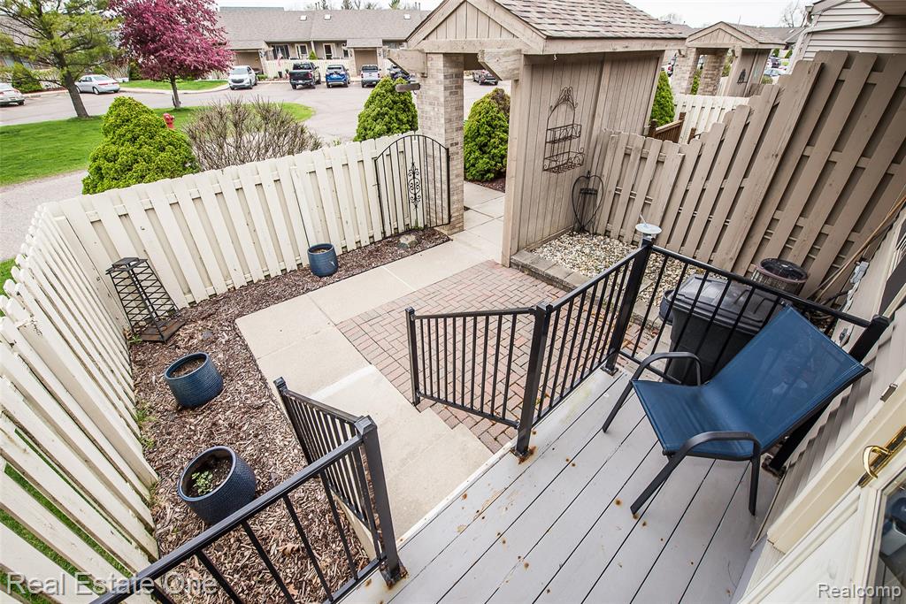 62511 Raleigh Court, 6, South Lyon, MI 48178 — Photo 5