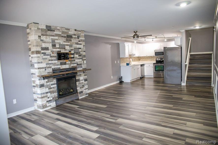 11405 N Woods Drive, Shelby Twp, MI 48317 — Photo 4