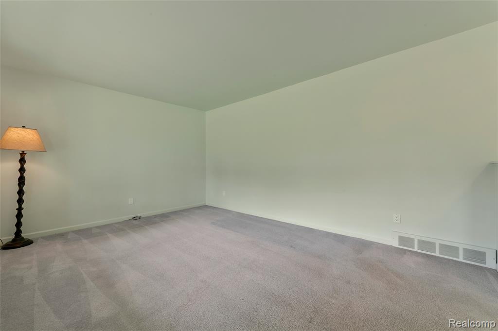 8887 Clark Road, Clarkston, MI — Photo 9