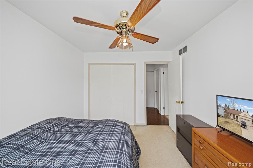 6335 Stonehearth Pass, Grand Blanc, MI 48439 — Photo 28