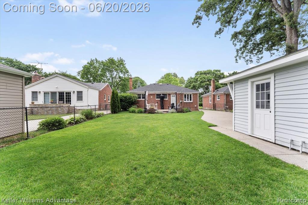 503 Charlotte Avenue, Royal Oak, MI 48073 — Photo 24