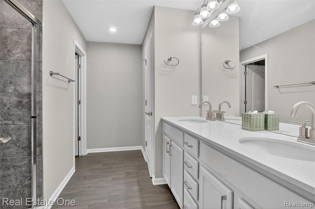 4799 Broomfield Way, Lake Orion, MI — Photo 20