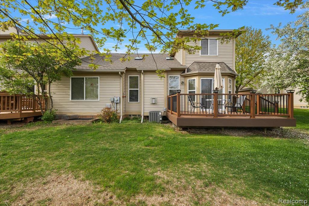 8133 SPRINGDALE Drive, 62, White Lake, MI — Photo 5