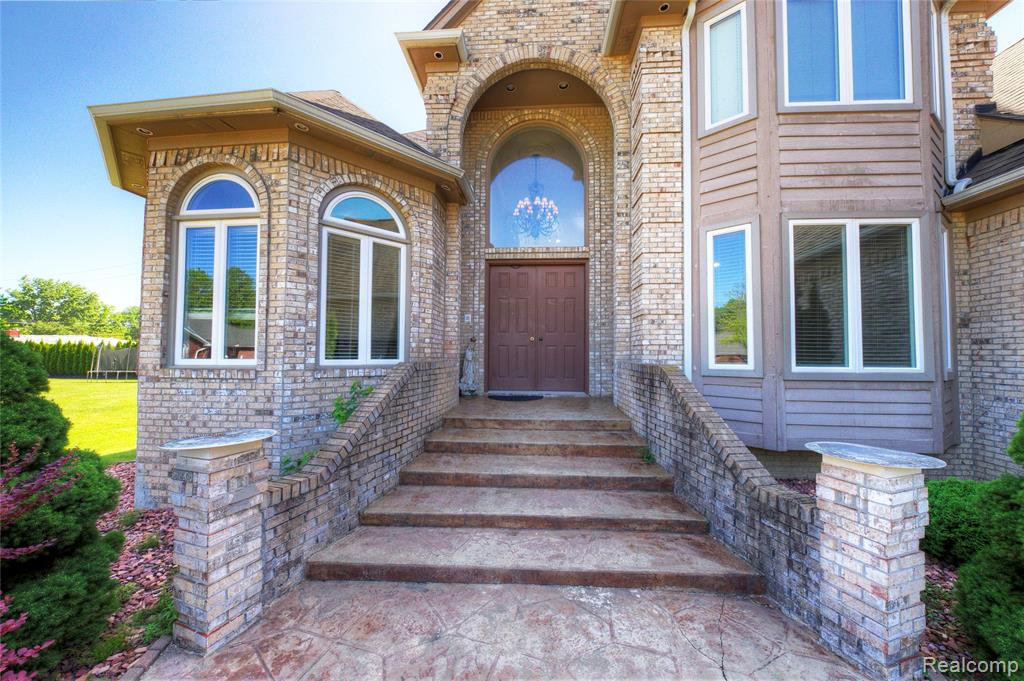 4935 Maceri Circle, Sterling Heights, MI 48314 — Photo 33