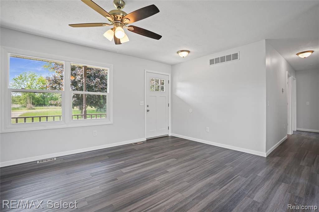 4176 Tyrell Road, Owosso, MI 48867 — Photo 19