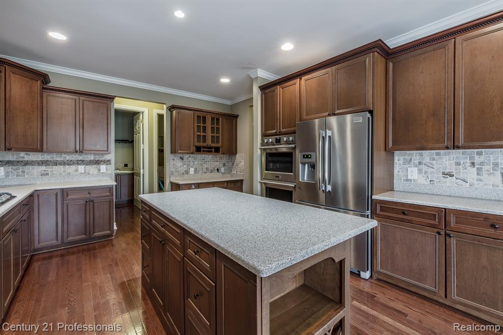 6410 Enclave Drive, Clarkston, MI 48348 — Photo 36