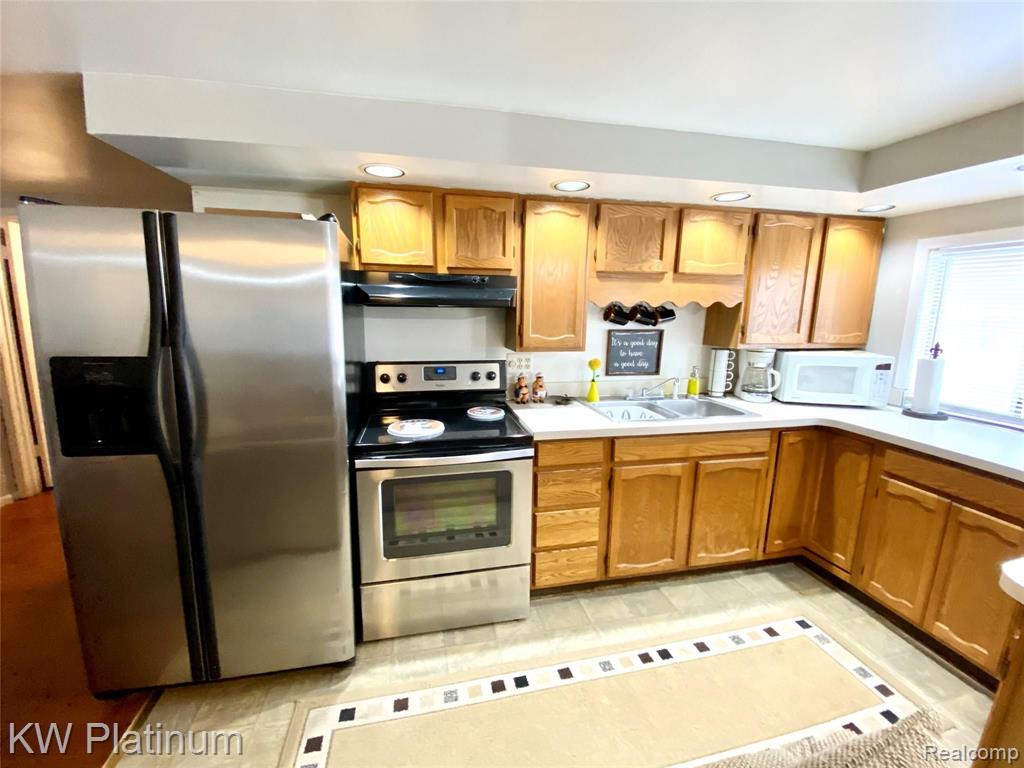 5161 Parker Road, Fort Gratiot, MI 48059 — Photo 35
