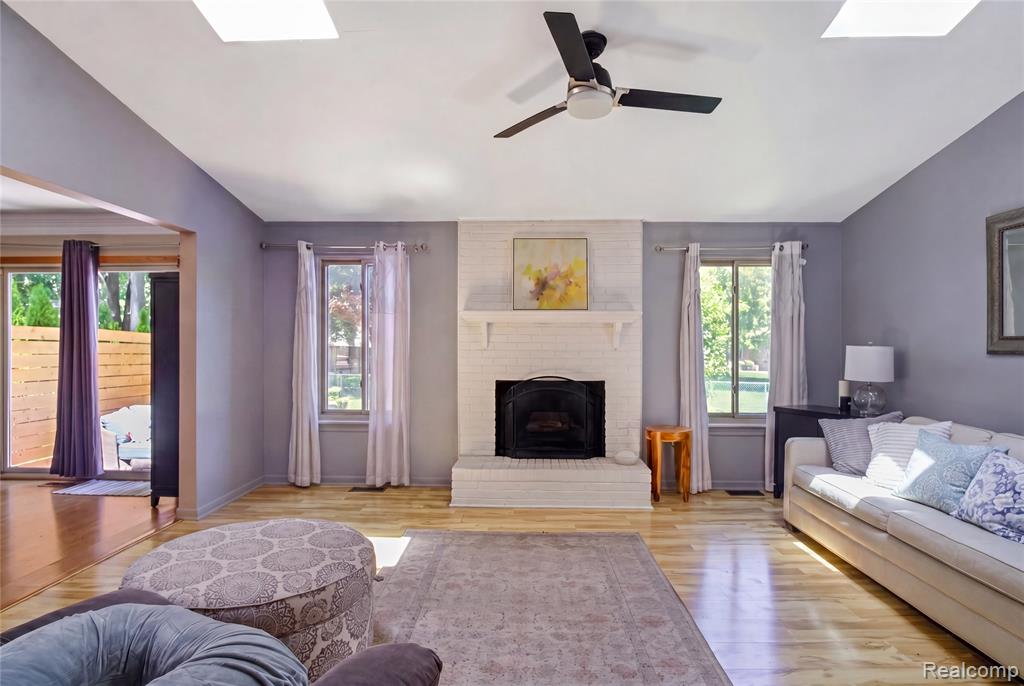 7878 Charrington Drive, Canton, MI 48187 — Photo 9