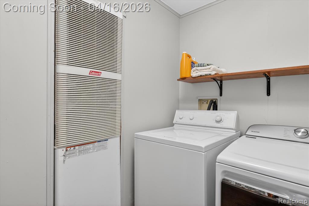 11542 Clearwater Dr, Fenton, MI 48430 — Photo 33
