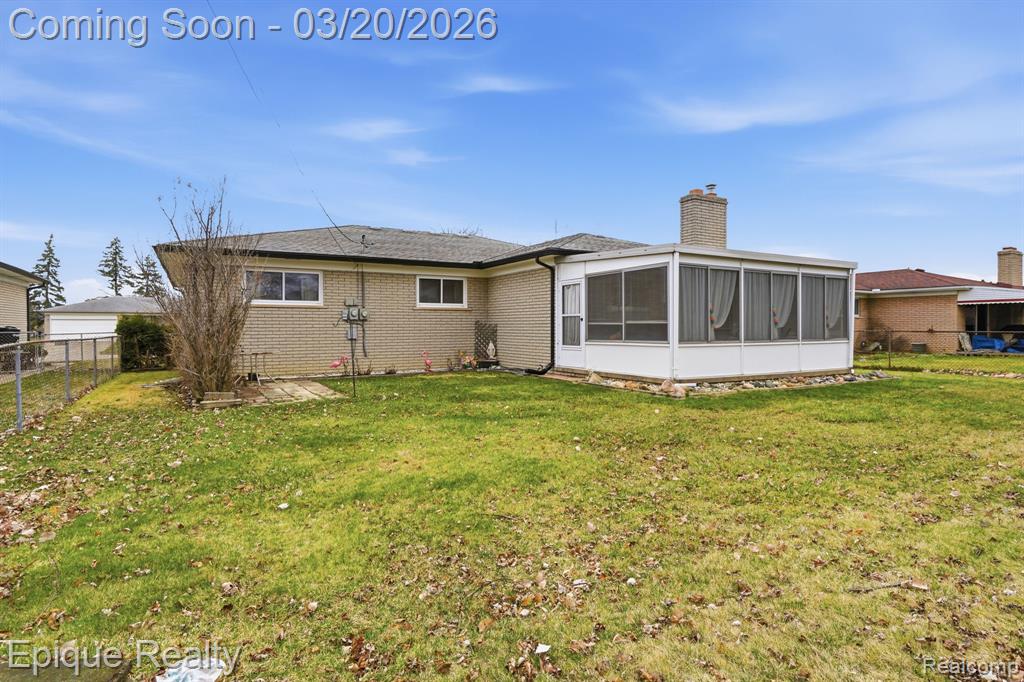 4272 Gunther Drive, Sterling Heights, MI 48310 — Photo 26