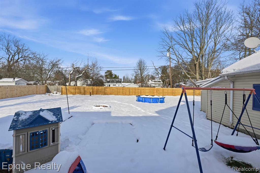 6080 Northrup Drive, Waterford, MI 48329 — Photo 28