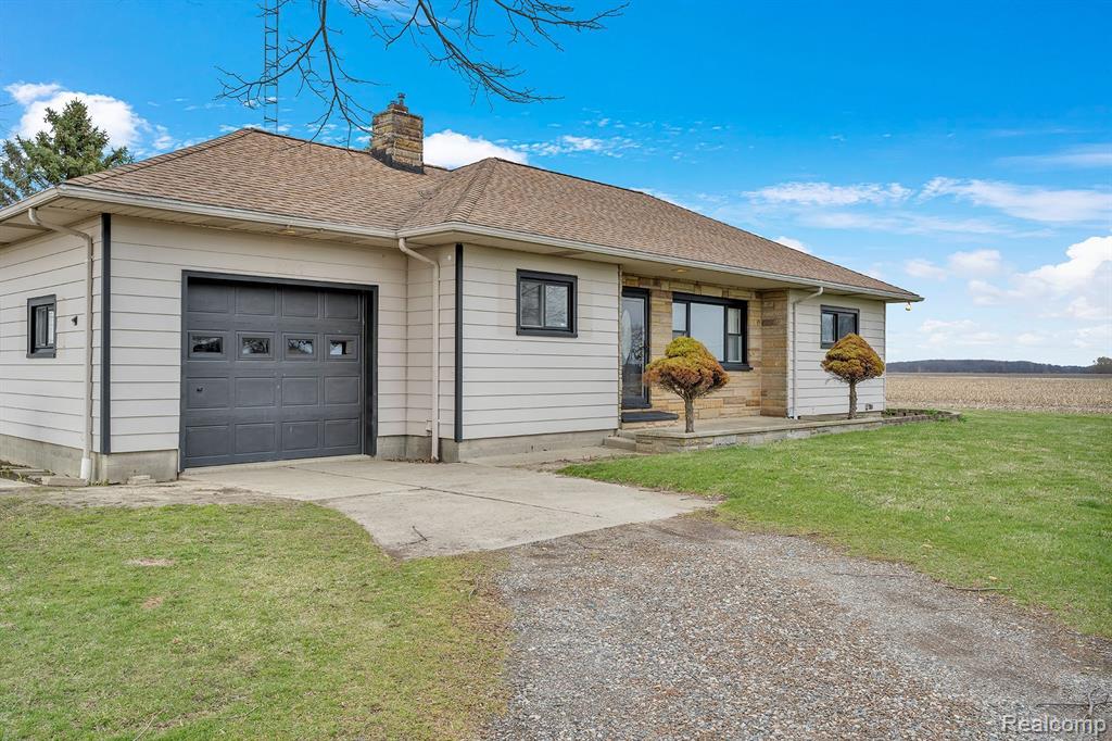 7555 Juddville Road, Corunna, MI 48817 — Photo 3
