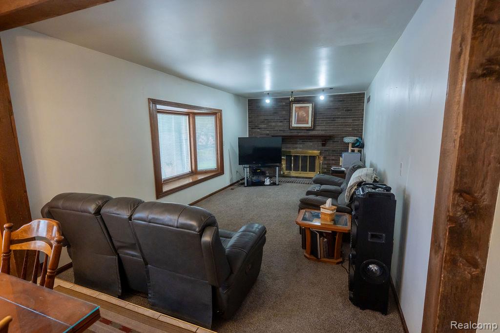 19495 Wherle Drive, Riverview, MI 48193 — Photo 17