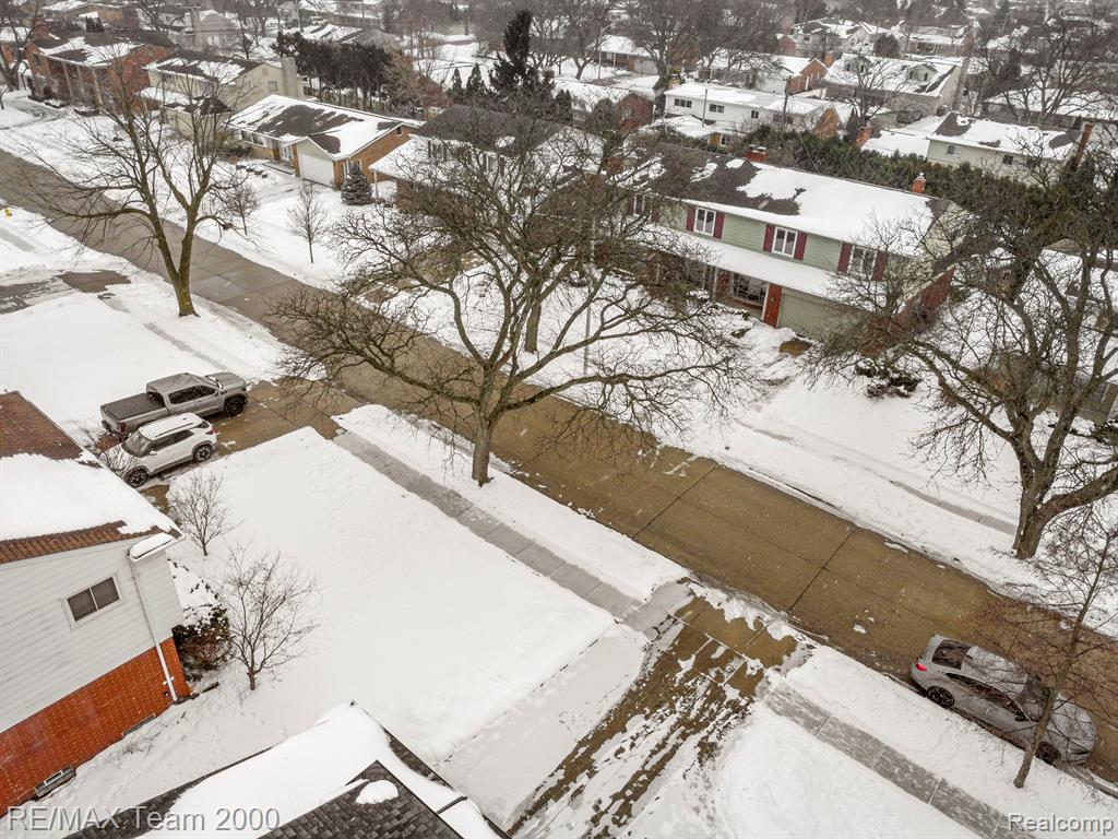 741 Briarcliff Drive, Grosse Pointe Woods, MI 48236 — Photo 5
