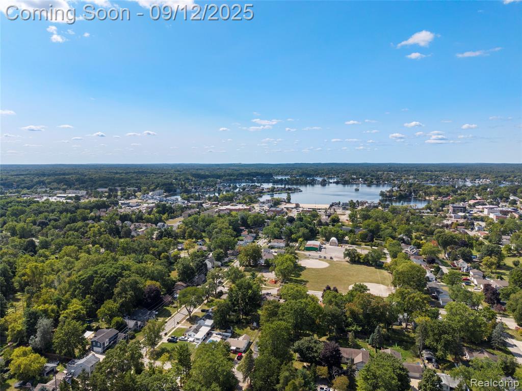 577 Bagley Street, Lake Orion, MI 48362 — Photo 28