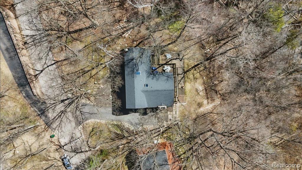 6885 DEERHILL Drive, Clarkston, MI — Photo 11