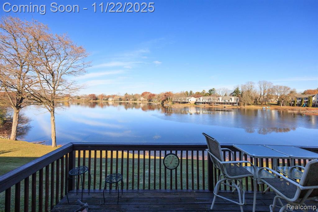 7121 Bluewater Drive, Clarkston, MI 48348 — Photo 24