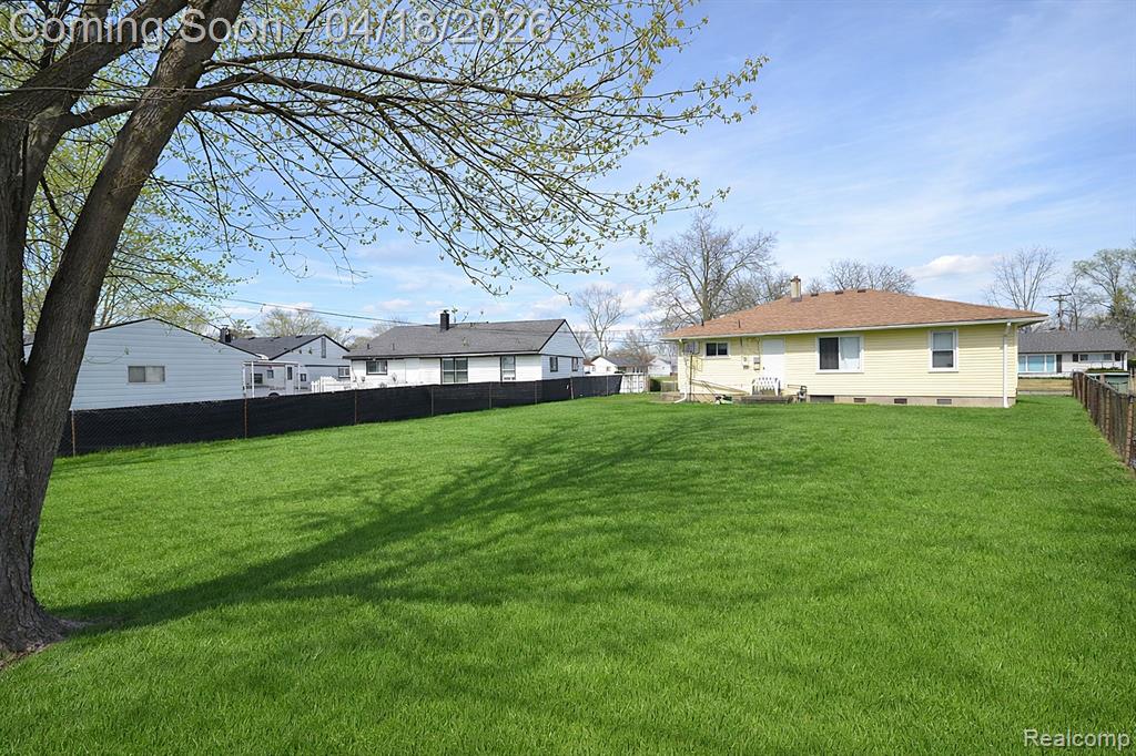 431 Lytle Place, Garden City, MI — Photo 17