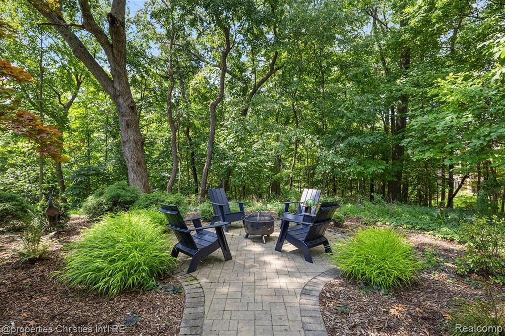 4647 Private Lake Drive, Bloomfield Hills, MI 48301 — Photo 34