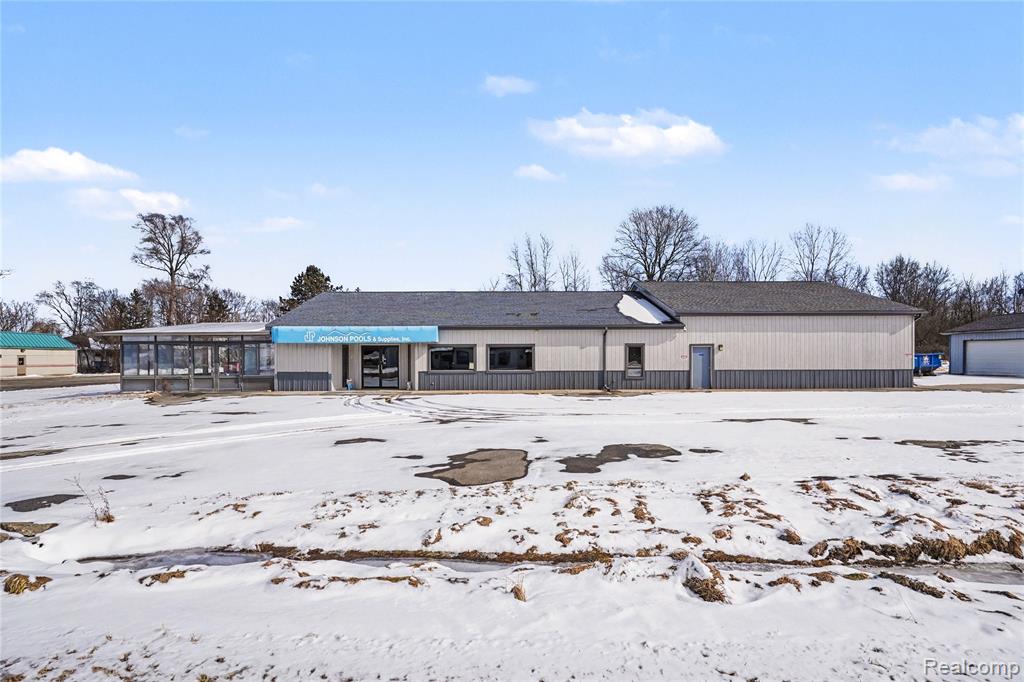 6017 W Pierson Road, Flushing, MI 48433