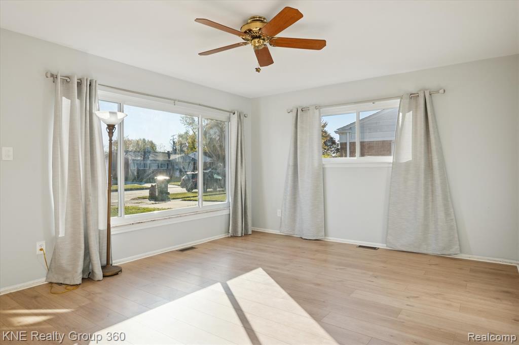 15464 Mulberry Street, Southgate, MI 48195 — Photo 9
