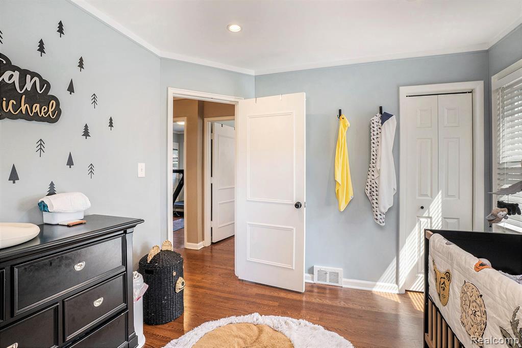 422 Jeffrey Avenue, Royal Oak, MI 48073 — Photo 13