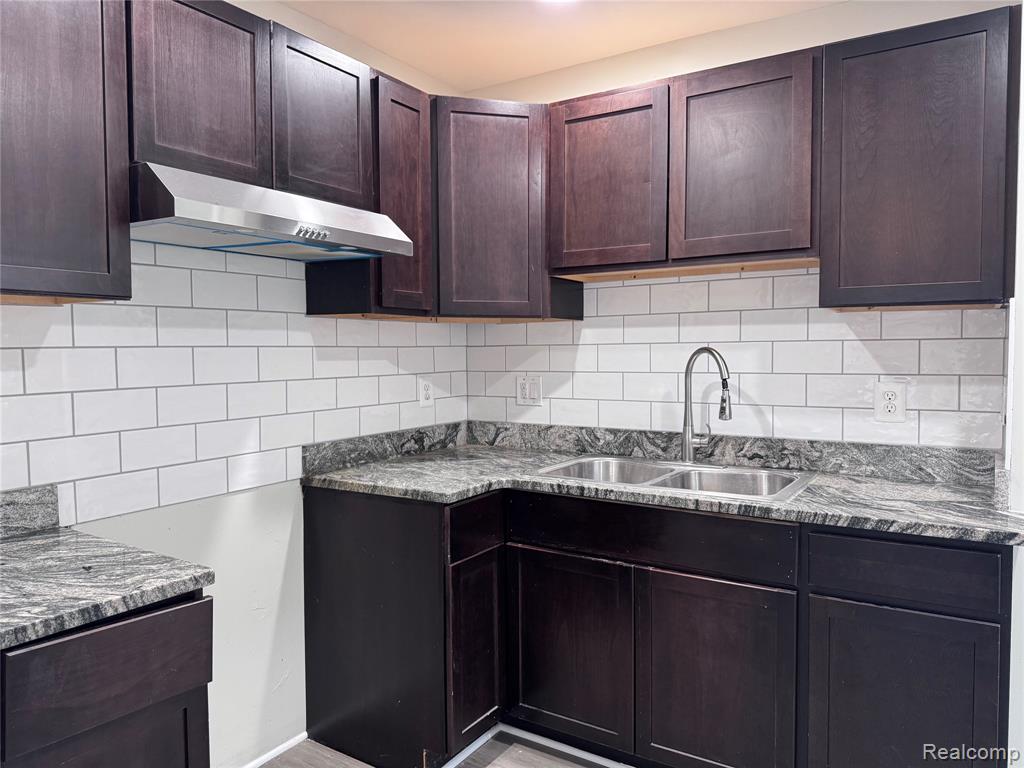 8700 W 7 MILE Road, Detroit, MI 48221 — Photo 2