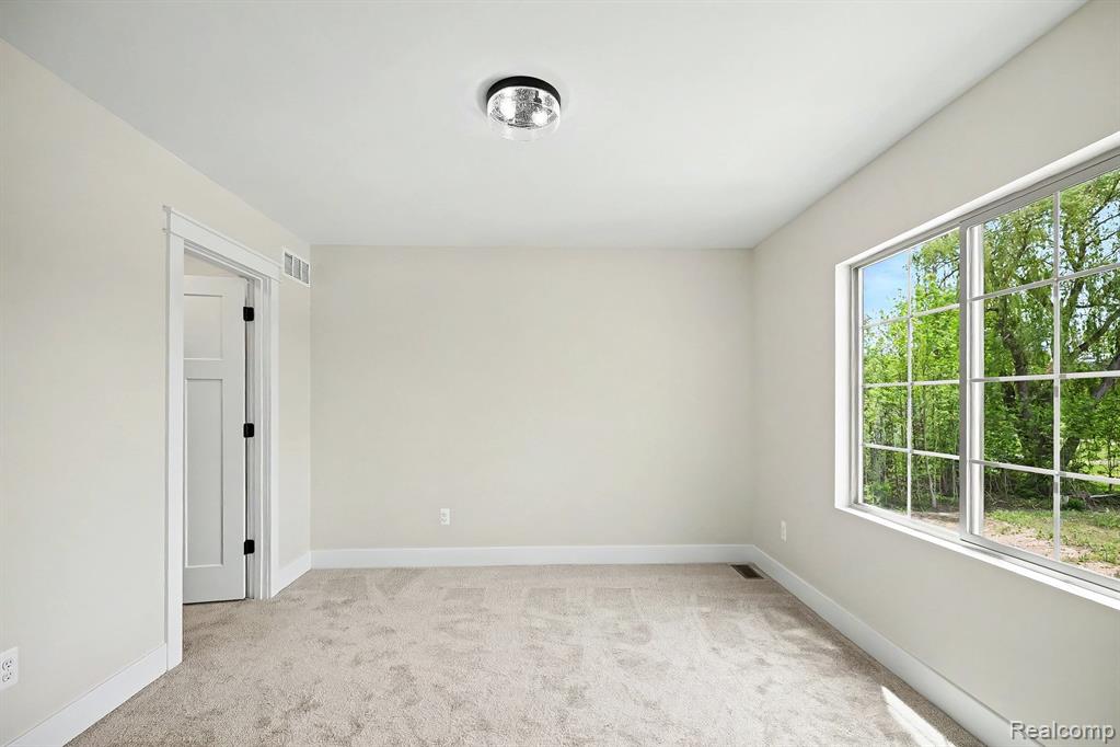 57560 Omo Road, Ray, MI — Photo 25