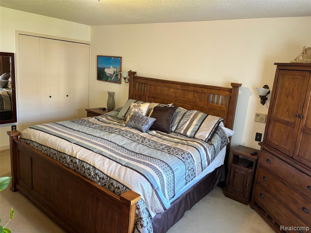 41532 Belden Circle, Novi, MI 48377 — Photo 10