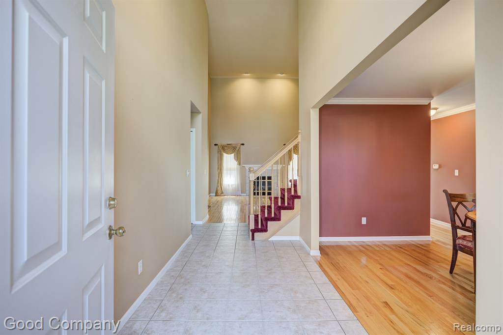 423 CEDAR Street, Wyandotte, MI 48192 — Photo 3