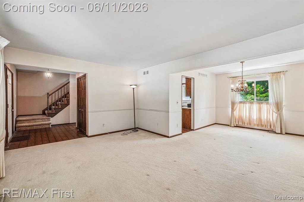 5950 Diamond Drive, Troy, MI 48085 — Photo 6
