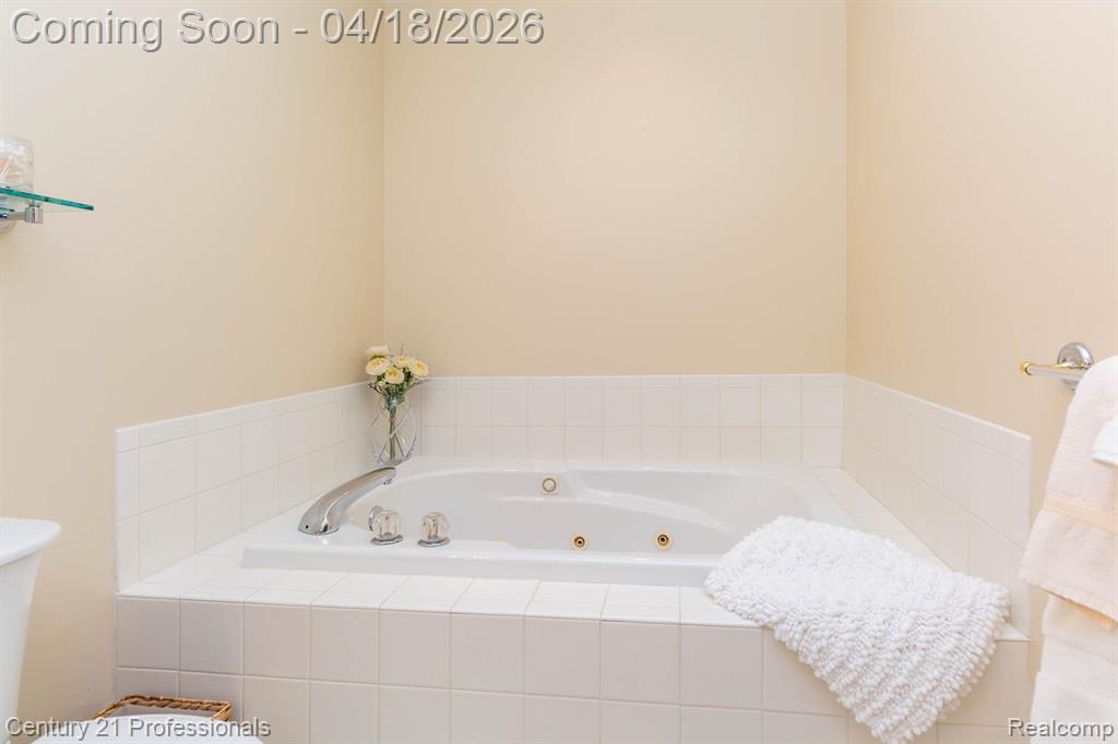 57160 Megan Drive, Washington, MI — Photo 23