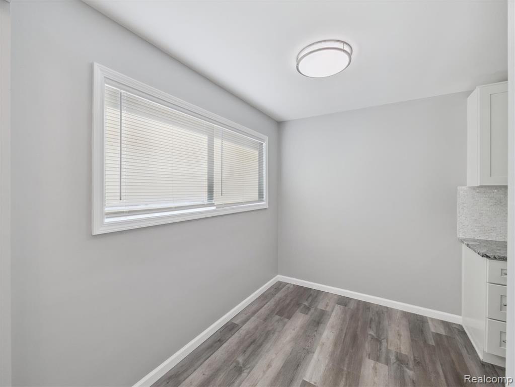 8887 Woodbine, Redford, MI 48239 — Photo 10