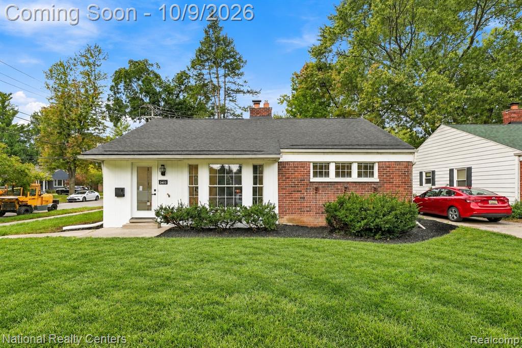 2403 Crooks Road, Royal Oak, MI 48073