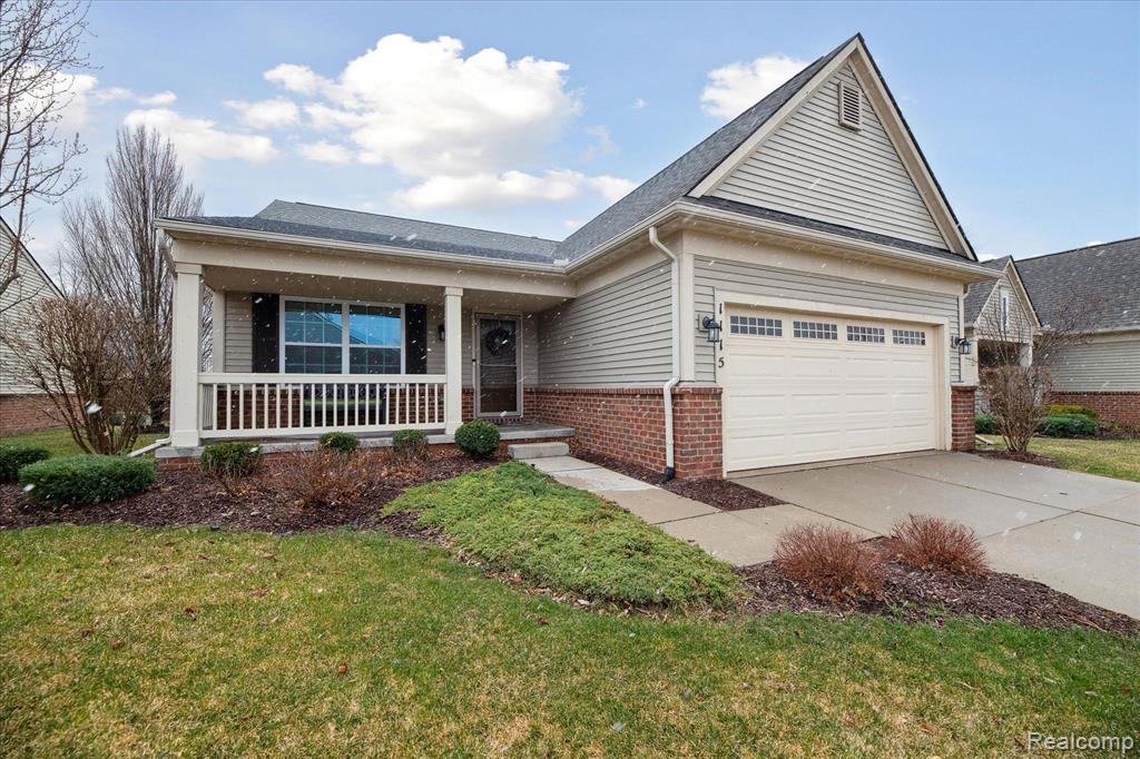 1115 PADDOCK Drive, South Lyon, MI 48178 — Photo 4