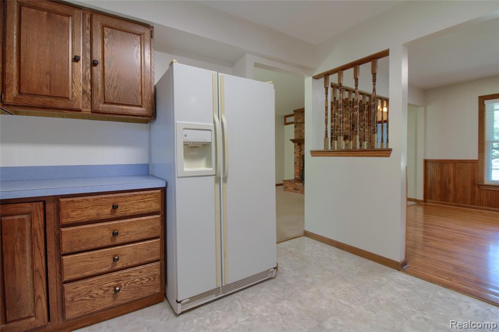 21515 Huron River Drive, New Boston, MI 48164 — Photo 15