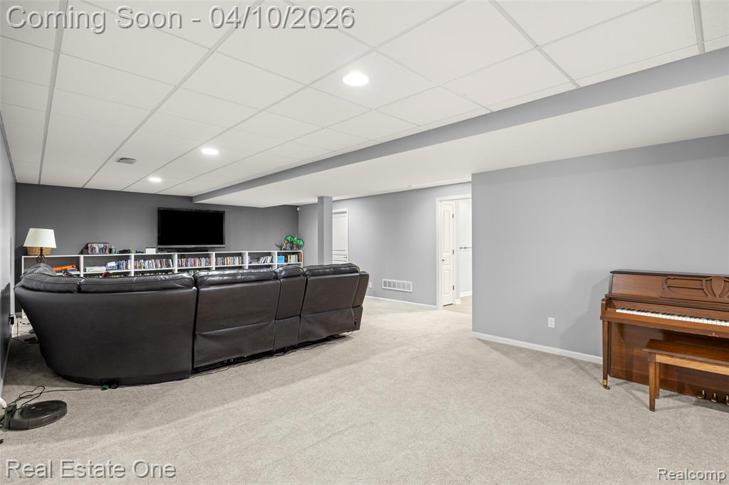 120 Crestview Drive, Rochester, MI 48306 — Photo 46