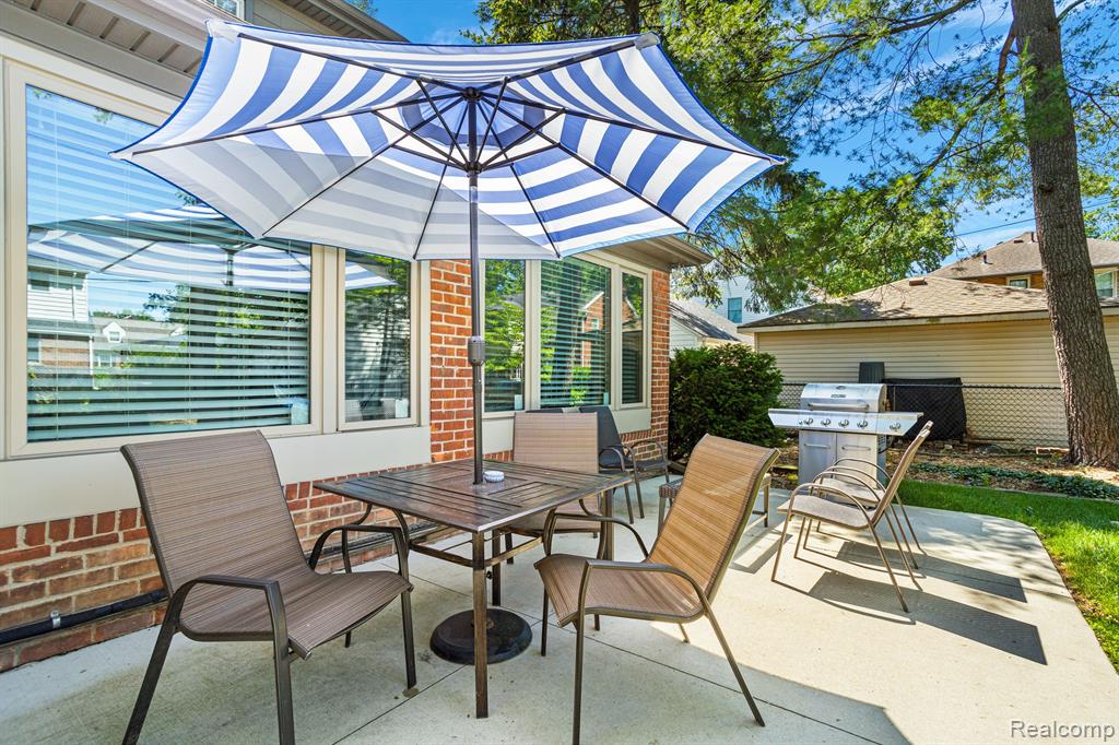 430 S VERNON Street, Dearborn, MI 48124 — Photo 31