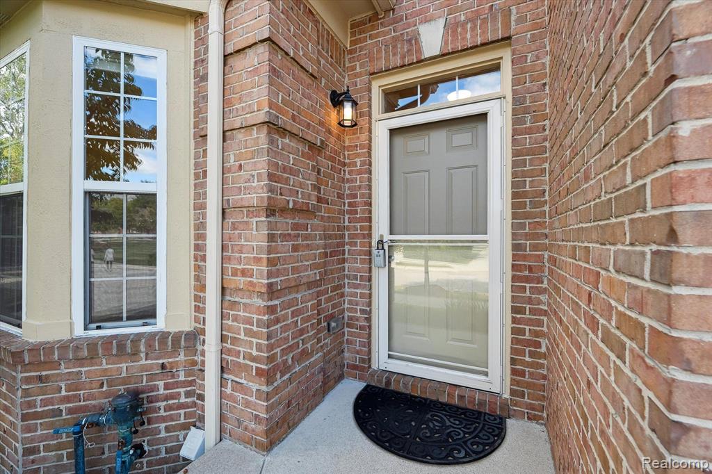 4227 LONEBRIDGE Circle, Canton, MI 48188 — Photo 5