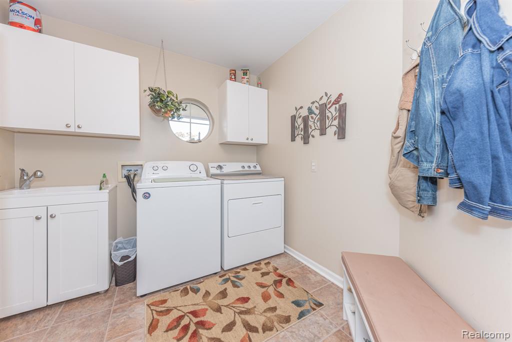 46551 SCOTIA, Canton, MI 48187 — Photo 11